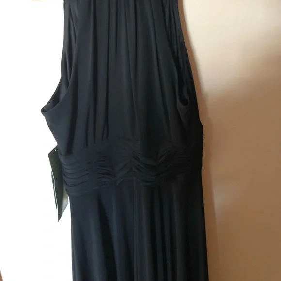 Jones New York black halter dress - Picture 4 of 6